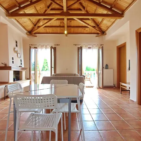 The Pine Tree House Holiday home *